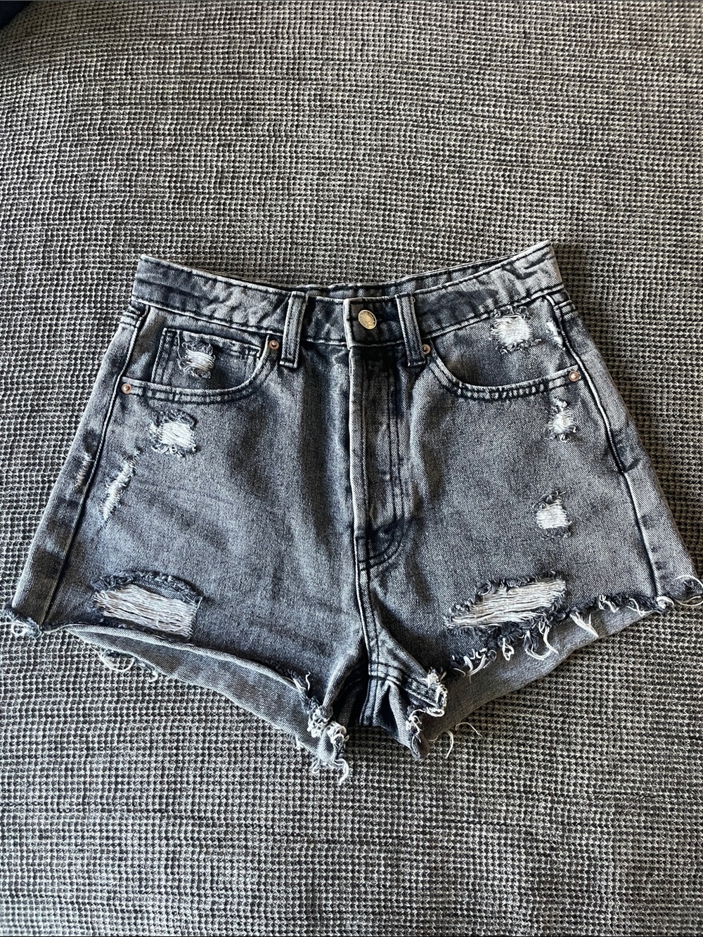 Wild Fable Women’s Size 0 High-Rise Distressed Denim Shorts - Washed Black